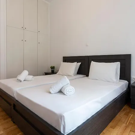 Modern 2bd In , 3-min Metro Apartment *